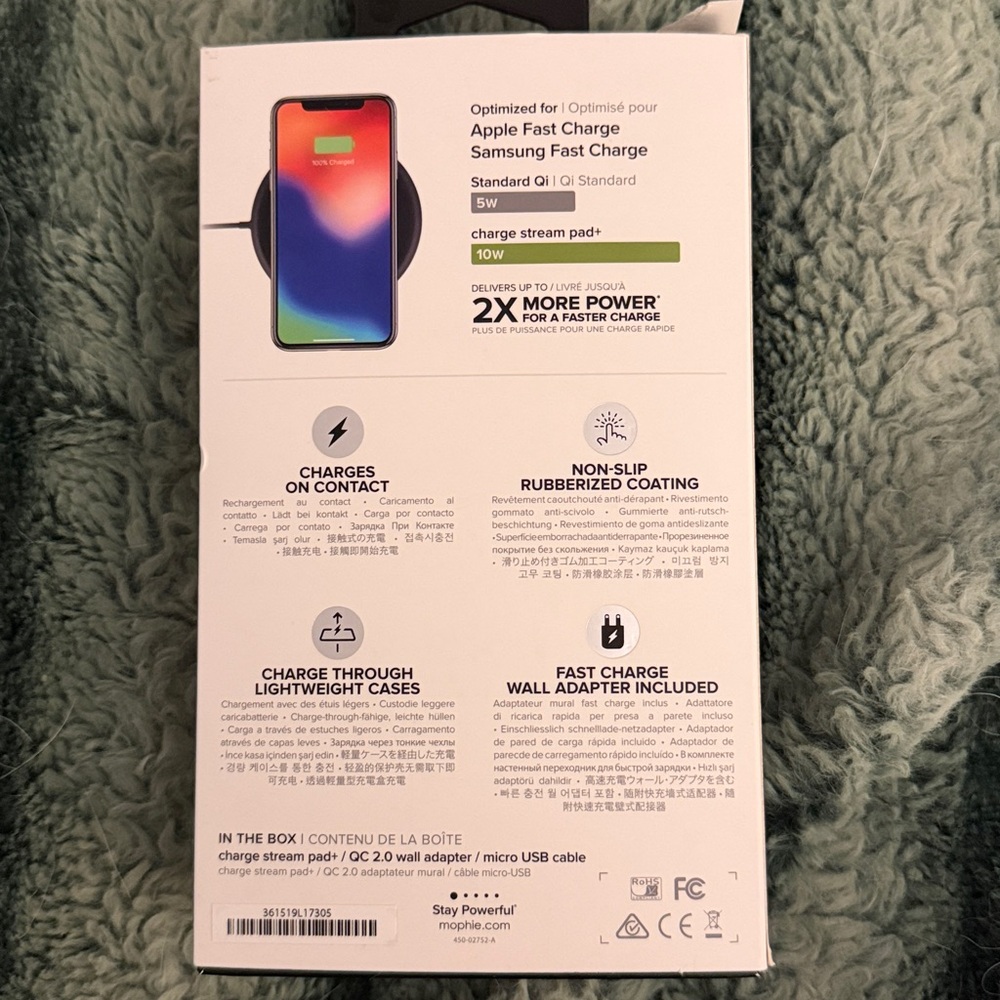 mophie Charge Stream Pad+ Wireless Charging Pad - Black - Picture 2 of 5